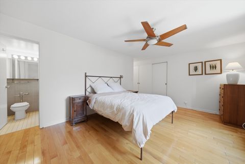 Tiny photo for 850 N Dewitt Place #9J, Chicago, IL 60611 (MLS # 12578642)