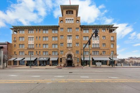 Tiny photo for 111 S 5th Avenue #D, St. Charles, IL 60174 (MLS # 12581210)