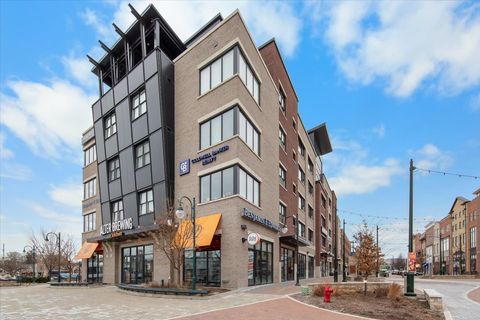 Tiny photo for 111 S 5th Avenue #D, St. Charles, IL 60174 (MLS # 12581210)