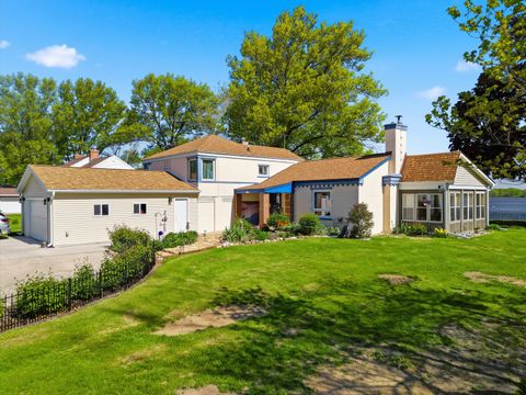 Photo of 3311 Island View Drive, Rock Falls, IL 61071 (MLS # 12637732)
