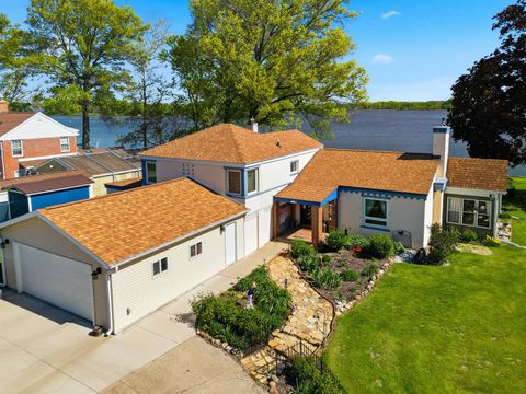 Tiny photo for 3311 Island View Drive, Rock Falls, IL 61071 (MLS # 12637732)