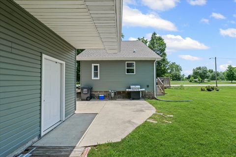 Tiny photo for 209 S Chestnut Street, Pesotum, IL 61863 (MLS # 12428277)