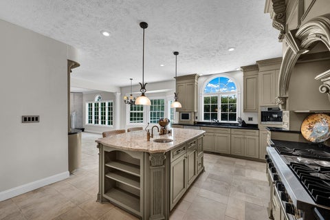Tiny photo for 7 Smokey Court, Bloomington, IL 61704 (MLS # 12758033)