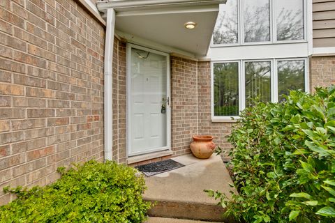 Tiny photo for 279 Brunswick Drive, Buffalo Grove, IL 60089 (MLS # 12596308)