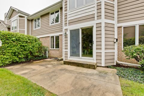 Tiny photo for 279 Brunswick Drive, Buffalo Grove, IL 60089 (MLS # 12596308)