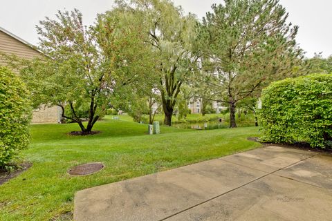 Tiny photo for 279 Brunswick Drive, Buffalo Grove, IL 60089 (MLS # 12596308)