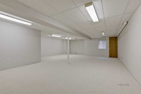 Tiny photo for 279 Brunswick Drive, Buffalo Grove, IL 60089 (MLS # 12596308)