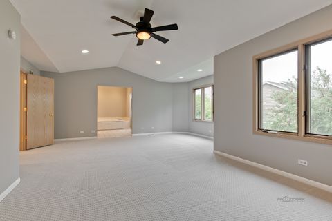 Tiny photo for 279 Brunswick Drive, Buffalo Grove, IL 60089 (MLS # 12596308)