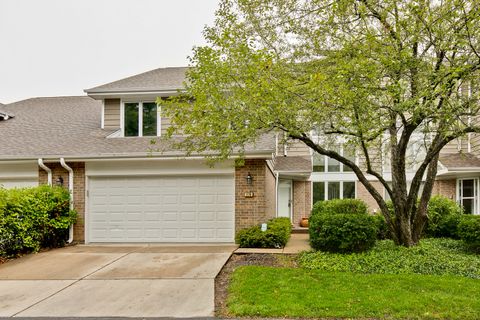 Photo of 279 Brunswick Drive, Buffalo Grove, IL 60089 (MLS # 12596308)