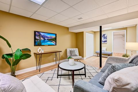 Tiny photo for 7 Nacona Lane, Indian Head Park, IL 60525 (MLS # 12620896)