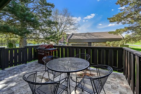 Tiny photo for 7 Nacona Lane, Indian Head Park, IL 60525 (MLS # 12620896)