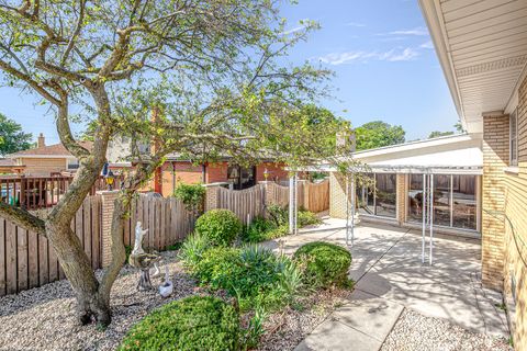 A home in Oak Lawn