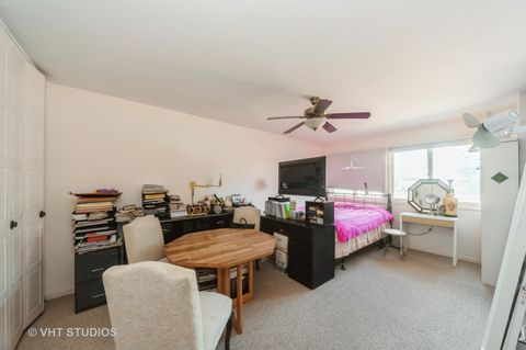 Tiny photo for 412 Bluebird Lane #412, Deerfield, IL 60015 (MLS # 12381604)
