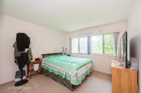 Tiny photo for 412 Bluebird Lane #412, Deerfield, IL 60015 (MLS # 12381604)