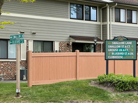 Tiny photo for 412 Bluebird Lane #412, Deerfield, IL 60015 (MLS # 12381604)