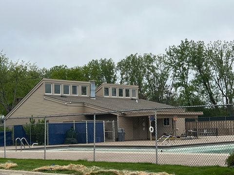 Tiny photo for 412 Bluebird Lane #412, Deerfield, IL 60015 (MLS # 12381604)