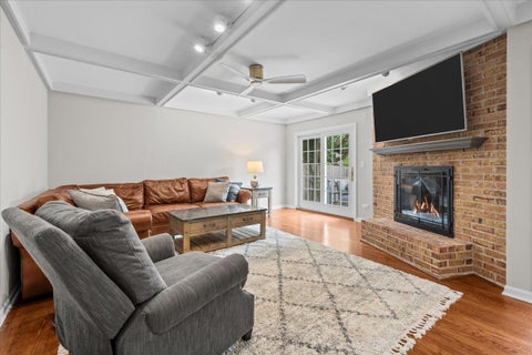 Tiny photo for 363 Newman Court, Lake Bluff, IL 60044 (MLS # 12765018)