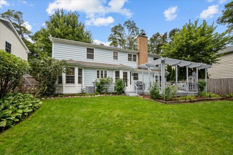 Tiny photo for 363 Newman Court, Lake Bluff, IL 60044 (MLS # 12765018)