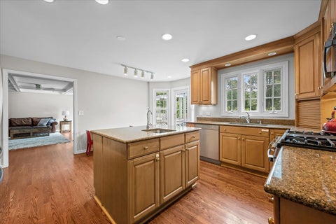 Tiny photo for 363 Newman Court, Lake Bluff, IL 60044 (MLS # 12765018)
