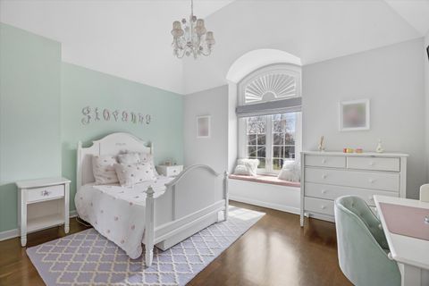 Tiny photo for 21 E 8th Street, Hinsdale, IL 60521 (MLS # 12620667)