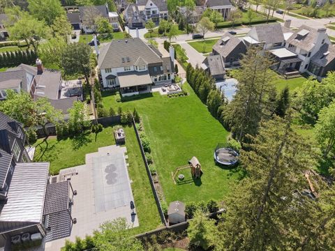Tiny photo for 21 E 8th Street, Hinsdale, IL 60521 (MLS # 12620667)
