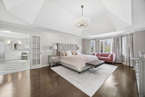 Tiny photo for 21 E 8th Street, Hinsdale, IL 60521 (MLS # 12620667)