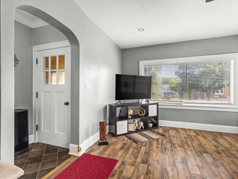 Tiny photo for 422 N Rockford Avenue, Rockford, IL 61107 (MLS # 12478823)