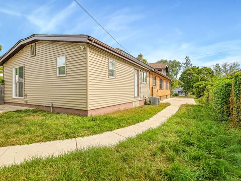 Tiny photo for 422 N Rockford Avenue, Rockford, IL 61107 (MLS # 12478823)