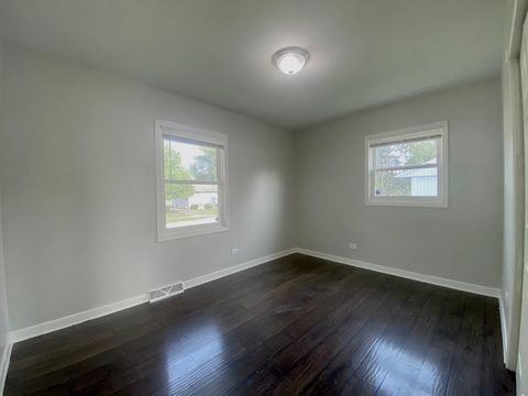 Tiny photo for 130 N Oak Lane, Glenwood, IL 60425 (MLS # 12436864)