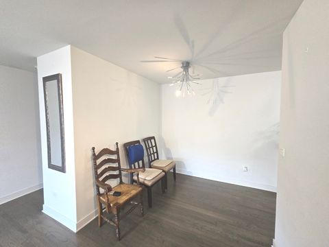 Tiny photo for 2920 N HARLEM Avenue #4B, Elmwood Park, IL 60707 (MLS # 12673854)