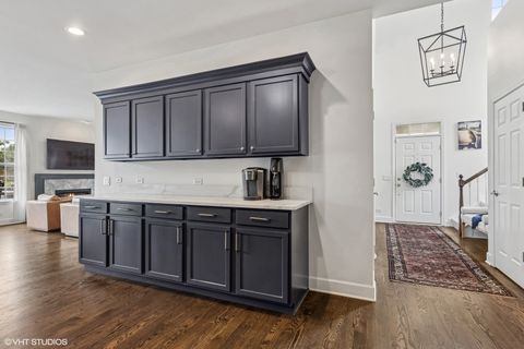 Tiny photo for 253 WESTMINSTER Drive, Bloomingdale, IL 60108 (MLS # 12444995)