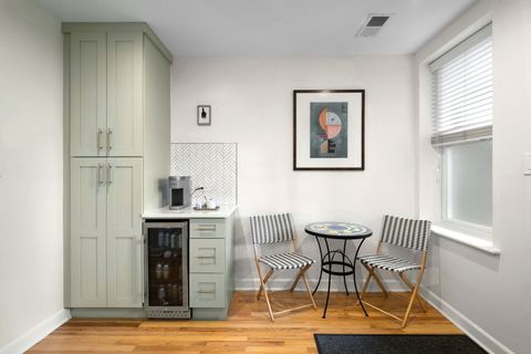 Tiny photo for 4717 N BEACON Street #3S, Chicago, IL 60640 (MLS # 12589774)