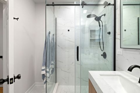 Tiny photo for 4717 N BEACON Street #3S, Chicago, IL 60640 (MLS # 12589774)