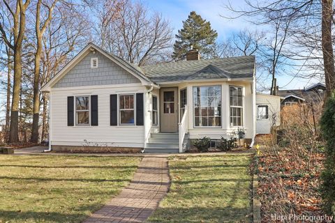 A home in Fox Lake