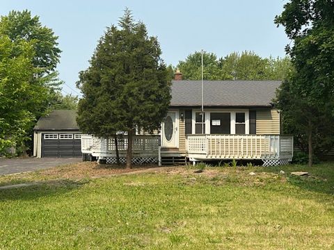 Photo of 1N100 Harriet Street, Wheaton, IL 60187 (MLS # 12491649)