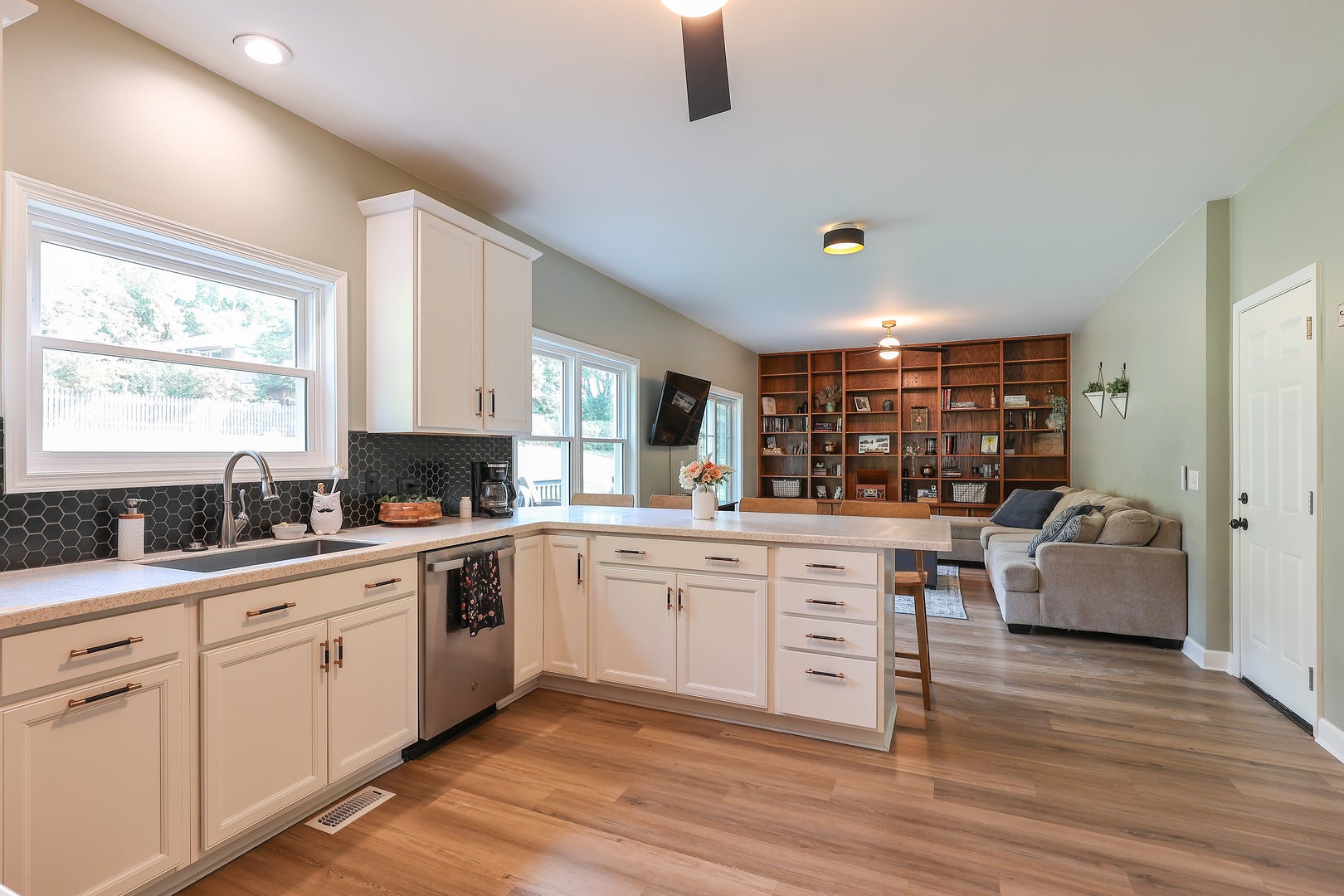 16 Crystal Ridge Drive
