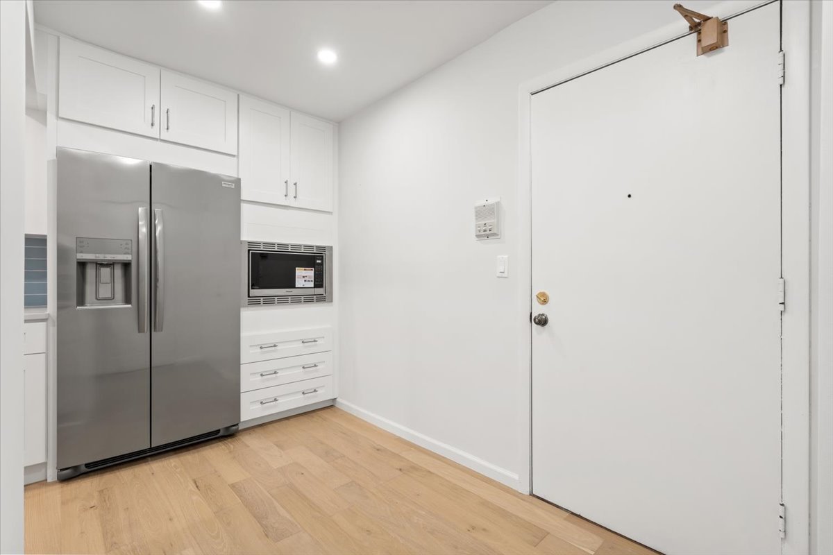 7 Oak Creek Drive 1703