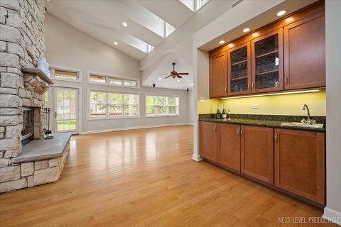 Tiny photo for 4830 Wolf Road, Western Springs, IL 60558 (MLS # 12540109)