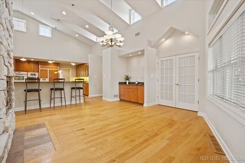 Tiny photo for 4830 Wolf Road, Western Springs, IL 60558 (MLS # 12540109)