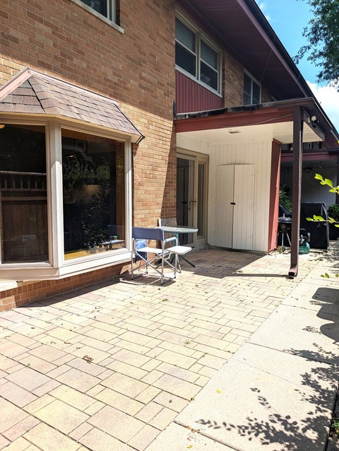 Tiny photo for 90 N Dee Road #90, Park Ridge, IL 60068 (MLS # 12745920)