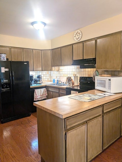 Tiny photo for 90 N Dee Road #90, Park Ridge, IL 60068 (MLS # 12745920)