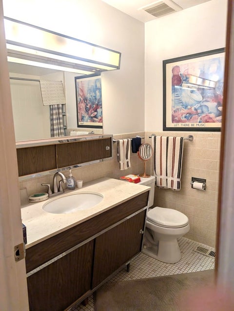 Tiny photo for 90 N Dee Road #90, Park Ridge, IL 60068 (MLS # 12745920)