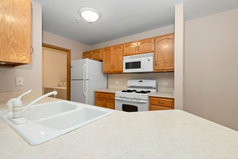 Tiny photo for 20301 S Pine Hill Road #1D, Frankfort, IL 60423 (MLS # 12481534)