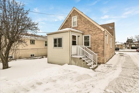 Tiny photo for 7306 W Olive Avenue, Chicago, IL 60631 (MLS # 12601899)