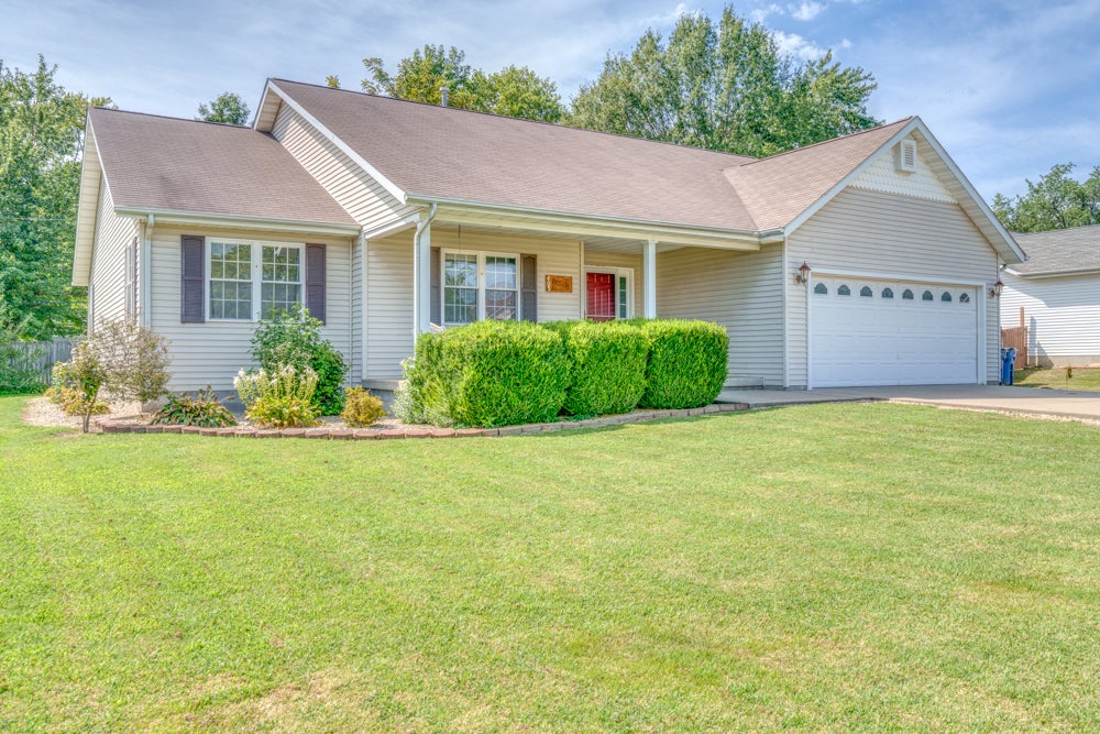 405 W Beacon Court