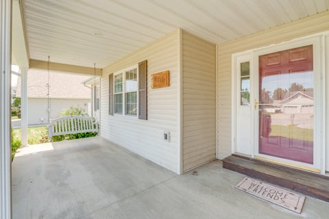 Tiny photo for 405 W Beacon Court, Mt Vernon, IL 62864 (MLS # 12740689)