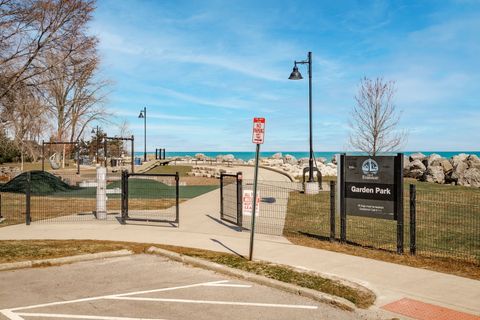 Tiny photo for 620 Sheridan Square #1, Evanston, IL 60202 (MLS # 12578360)