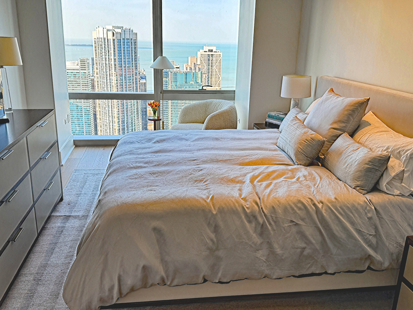 363 E Wacker Drive 4902