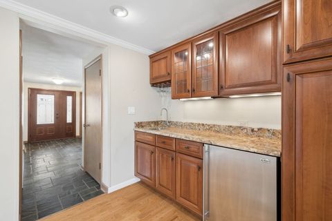 Tiny photo for 505 50th Place, Western Springs, IL 60558 (MLS # 12618585)