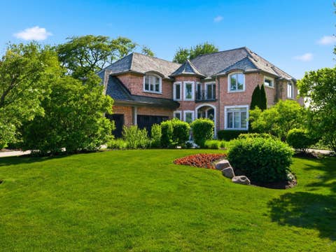 Photo of 809 Edgemont Lane, Park Ridge, IL 60068 (MLS # 12741481)
